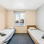 Apartment 8 - Bright 2Br Apartment, Near Centre, Airport Access