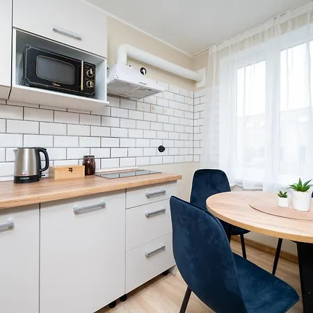 8 - Bright 2br Apartment, Near Centre, Airport Access Tallinn