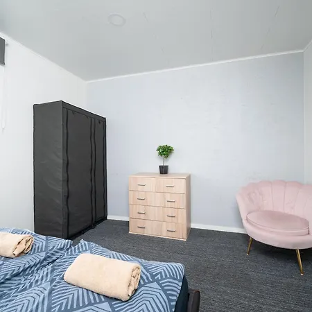 Lejlighed 8 - Bright 2br Apartment, Near Centre, Airport Access
