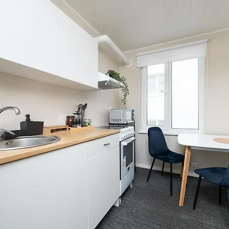 8 - Bright 2br Apartment, Near Centre, Airport Access Reval